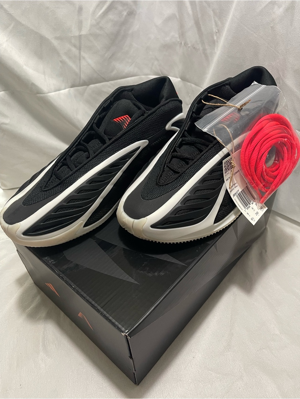 Adidas Anthony Edwards 2 J Basketball Shoes Black Red Size 6.5Y NIB JR9377
